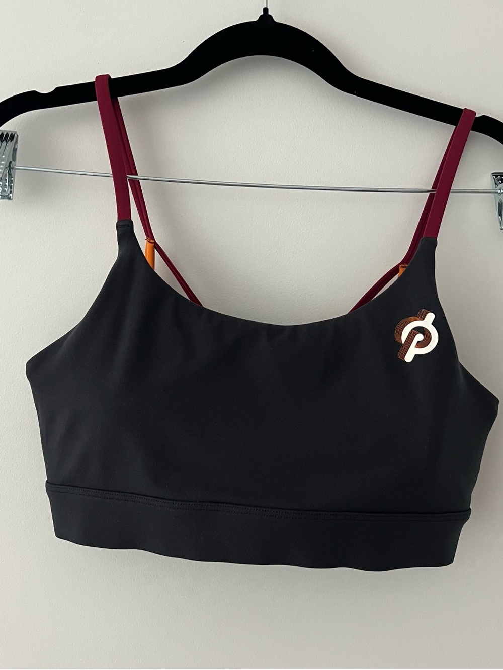 Peloton Women’s Cadence Peak Strap Speed Up Sports Bra size medium